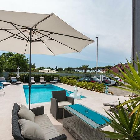 Luxury Apartments Tramontana 梅杜林 外观 照片